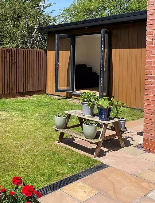 Garden room for teenagers den