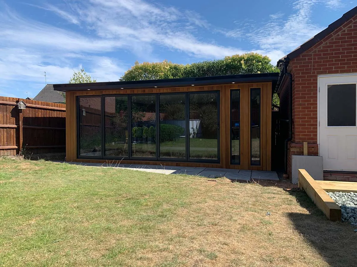 large bespoke garden room in Bishops Tachbrook designed by dpm garden rooms in leamington spa
