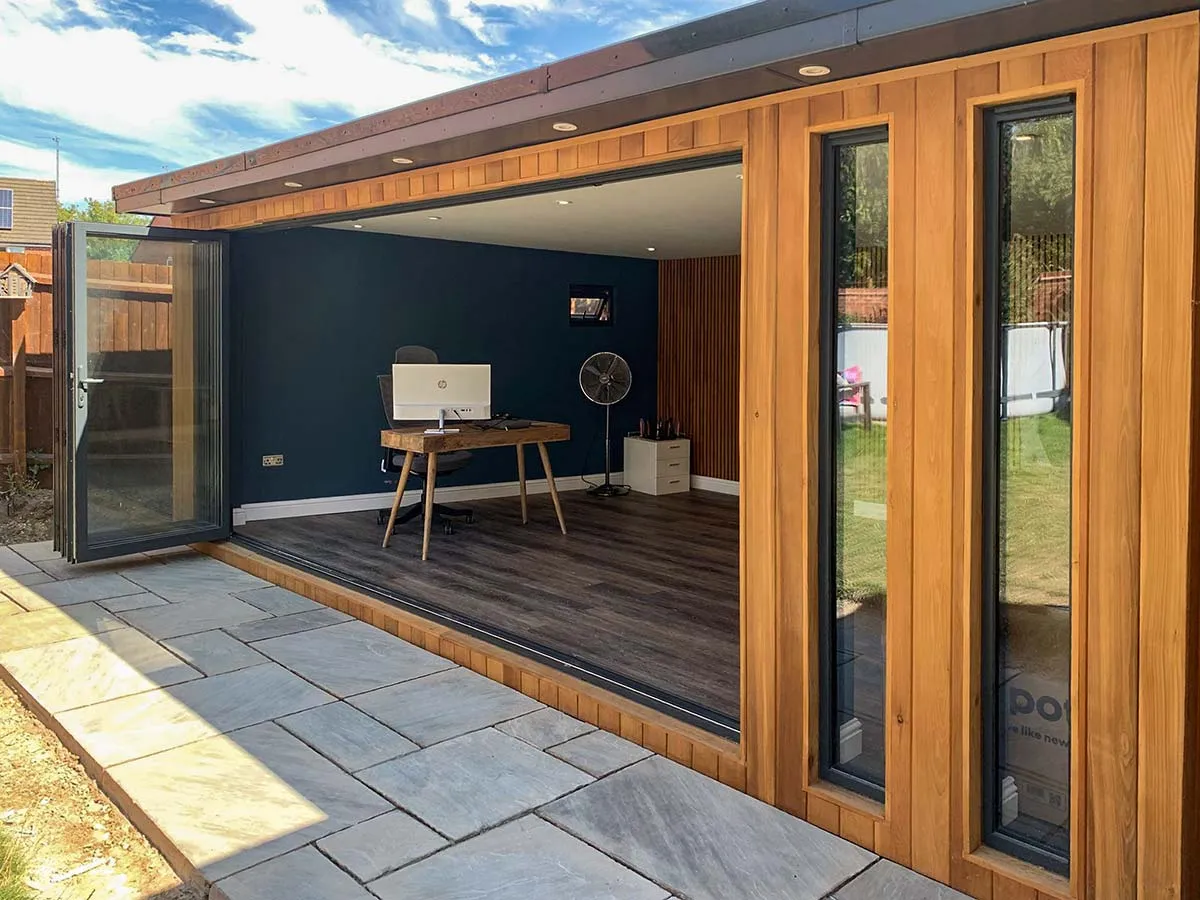 large garden room in Bishops Tachbrook cladded with natural treated timber
